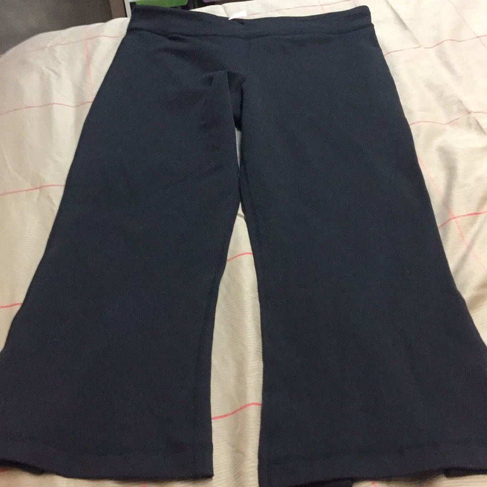 Lu Lu Lemon cropped legging size 6